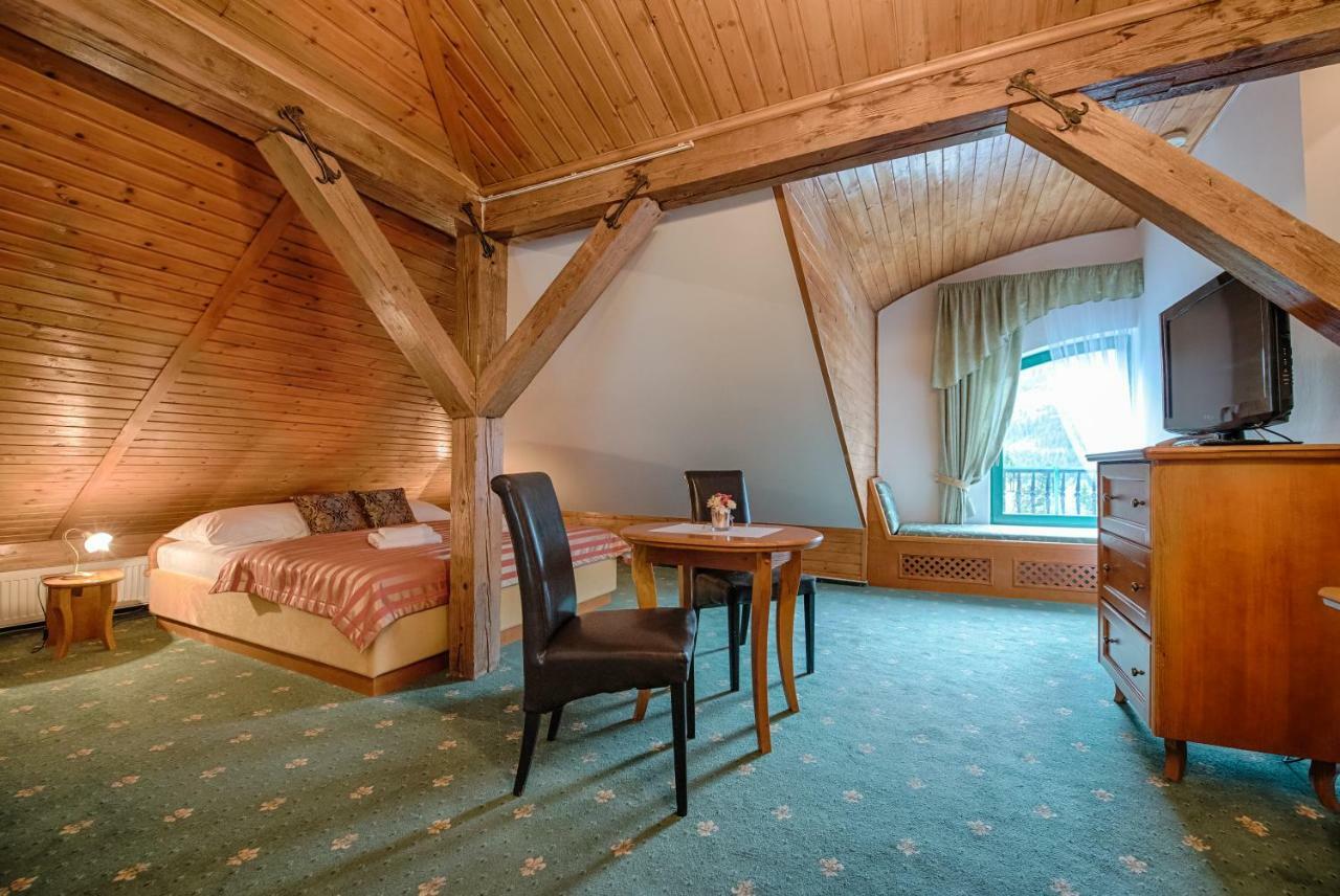 Hotel Zlaty Orel Ostrawica Zewnętrze zdjęcie
