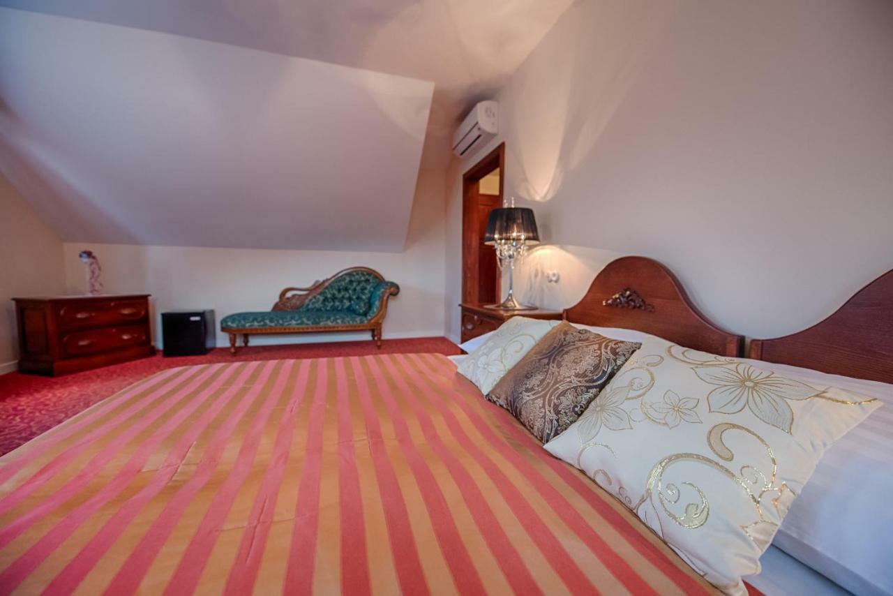 Hotel Zlaty Orel Ostrawica Zewnętrze zdjęcie