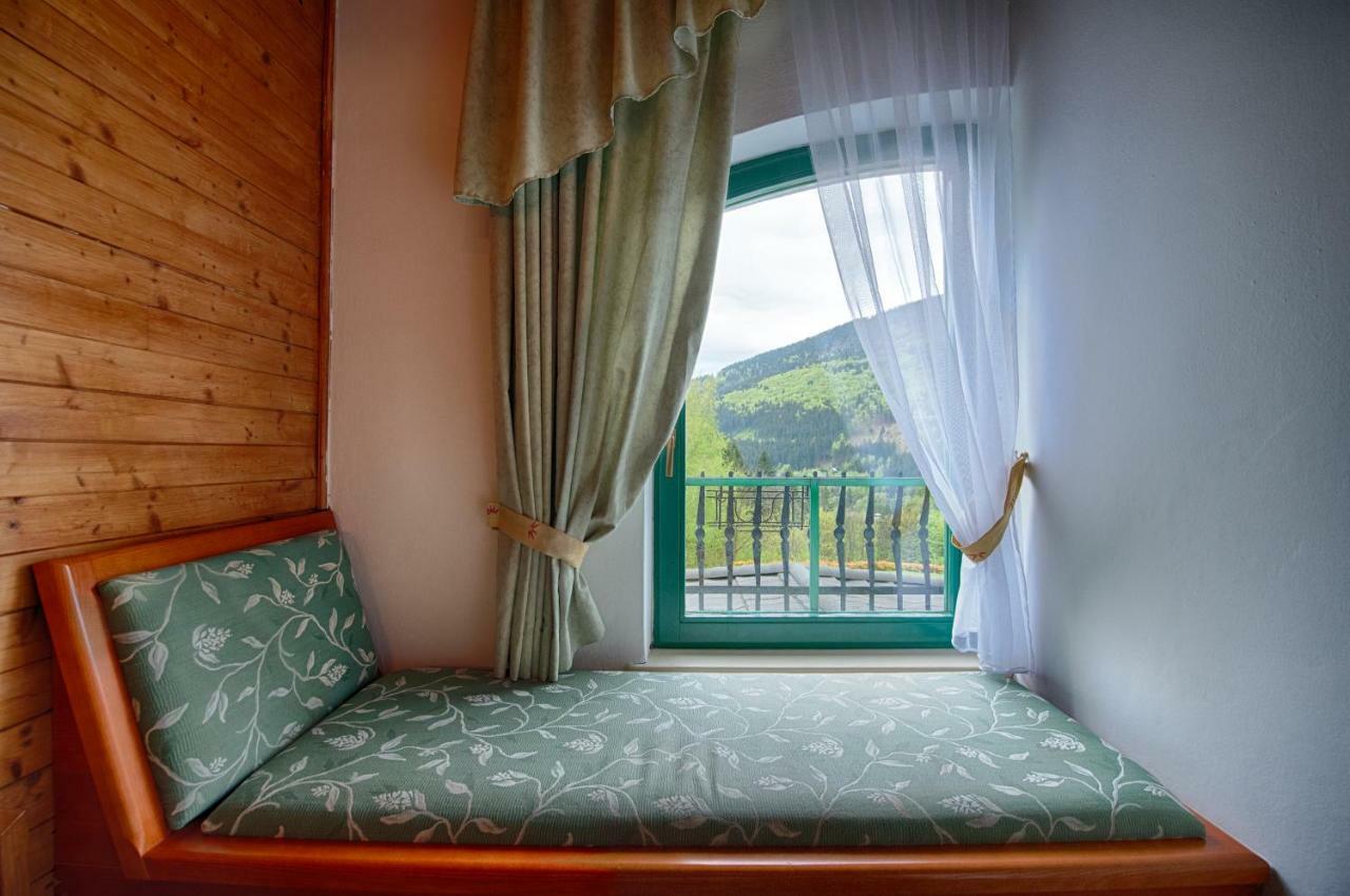Hotel Zlaty Orel Ostrawica Zewnętrze zdjęcie