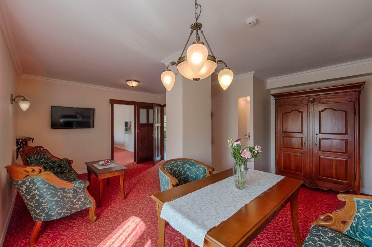 Hotel Zlaty Orel Ostrawica Zewnętrze zdjęcie
