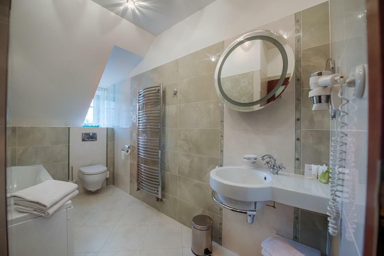 Hotel Zlaty Orel Ostrawica Zewnętrze zdjęcie