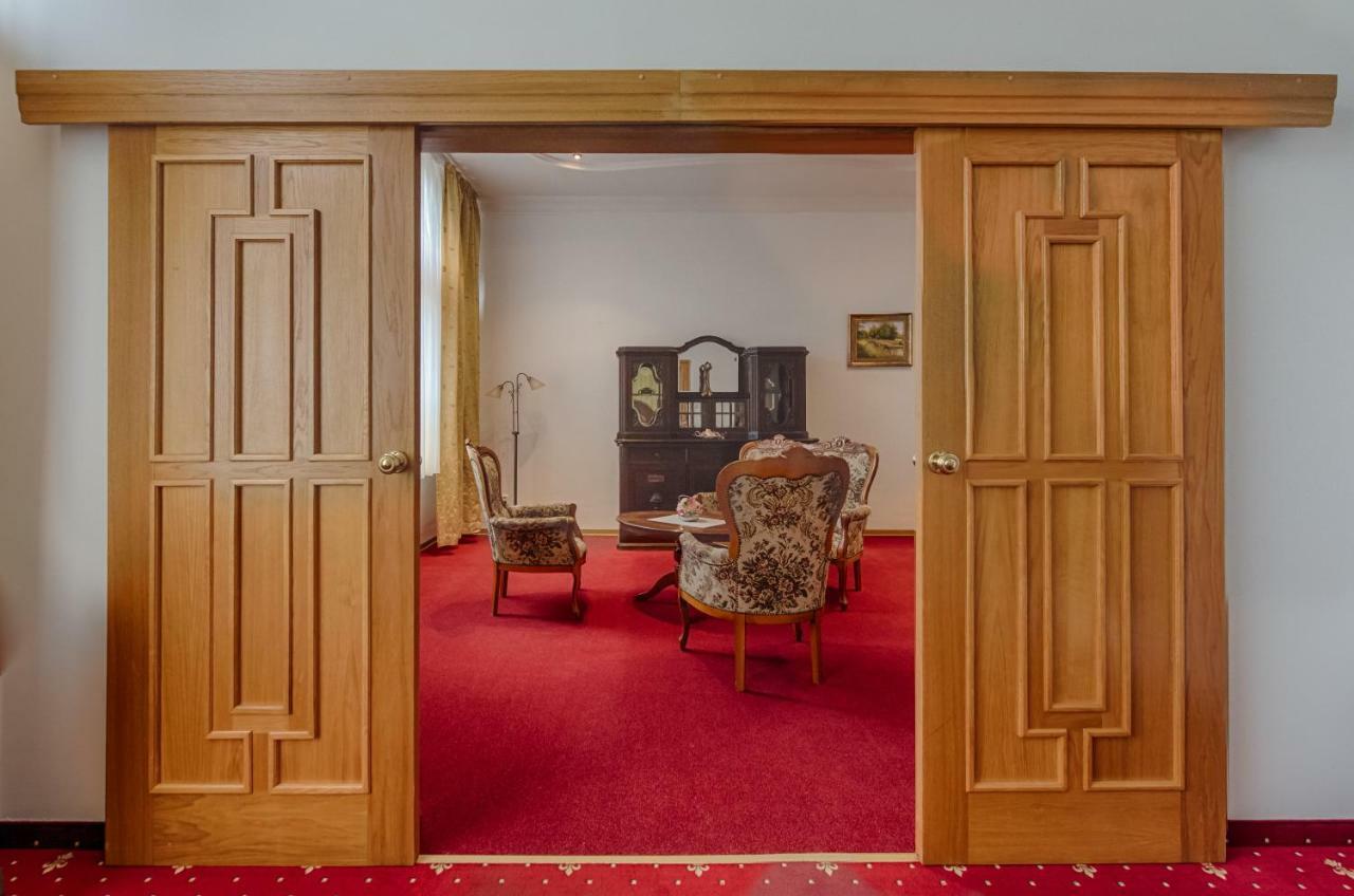 Hotel Zlaty Orel Ostrawica Zewnętrze zdjęcie