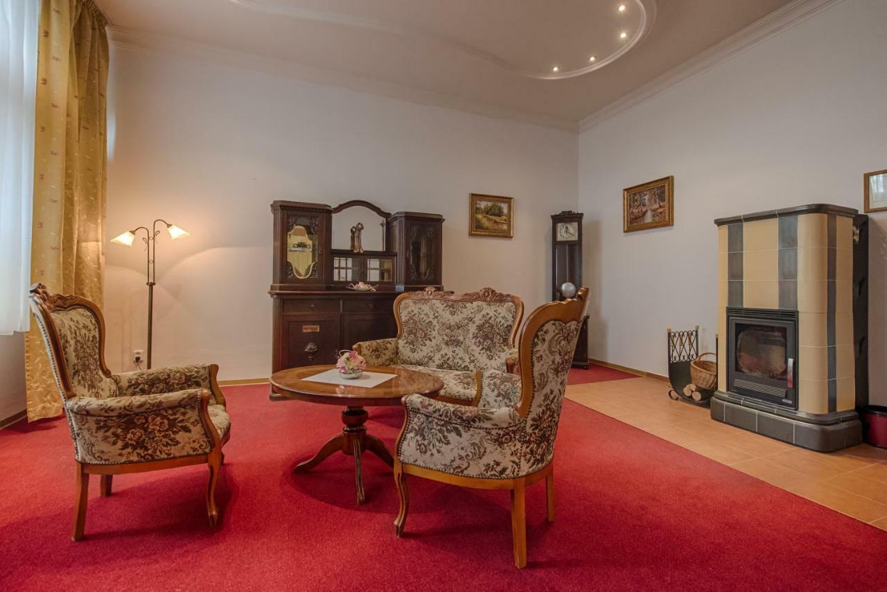 Hotel Zlaty Orel Ostrawica Zewnętrze zdjęcie
