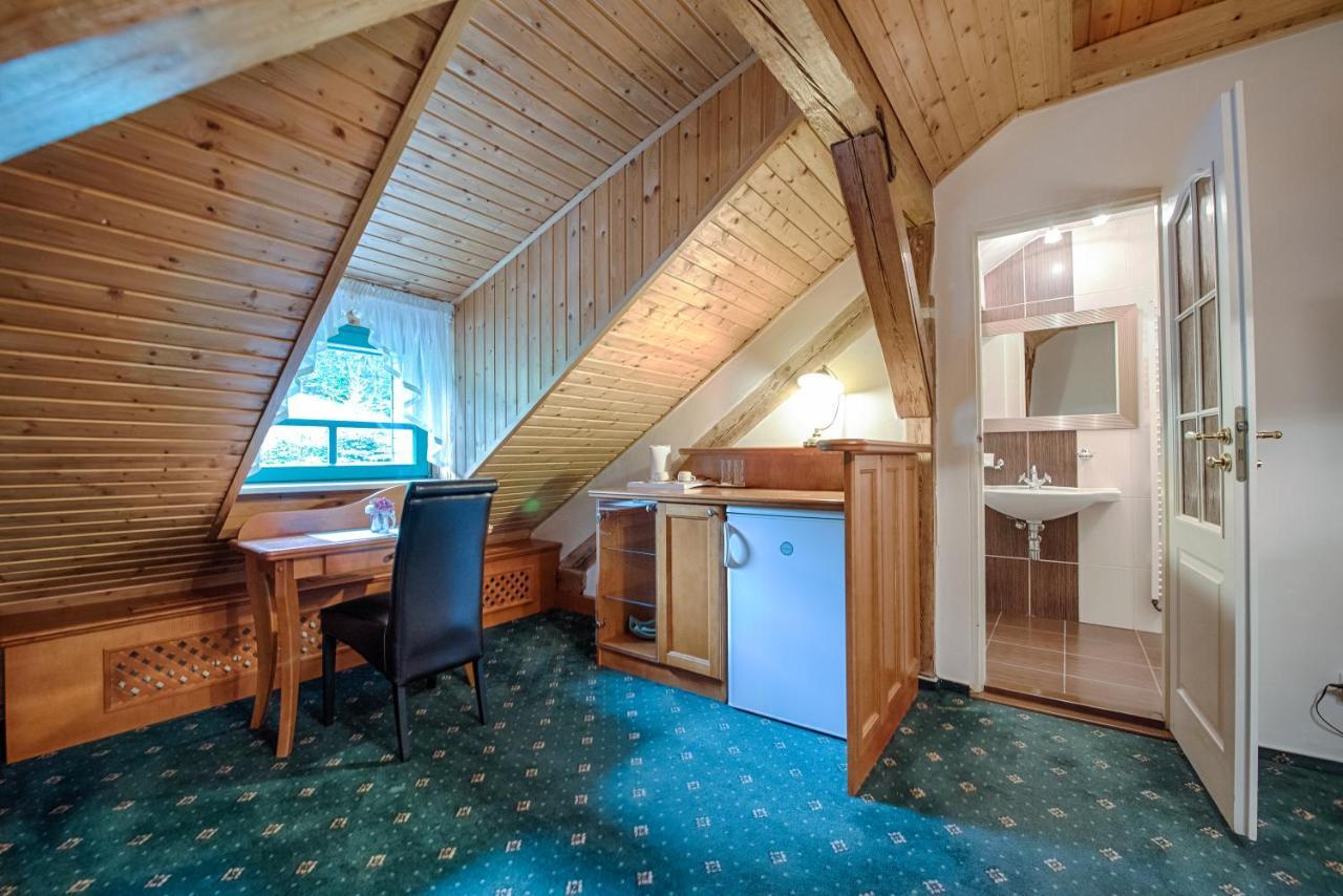 Hotel Zlaty Orel Ostrawica Zewnętrze zdjęcie